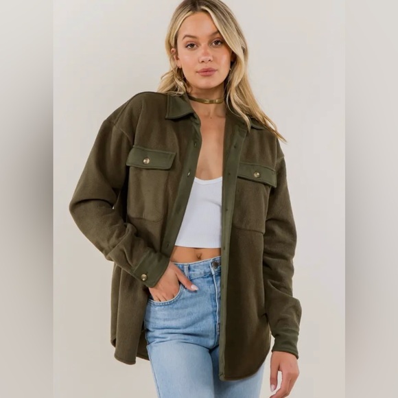 Olive green shacket by whiteroom + cactus - Picture 3 of 3